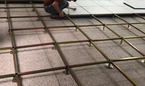绿巨人在线观看黄色地板收边技巧的讲解